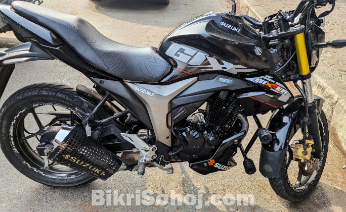 Suzuki Gixxer Monotone